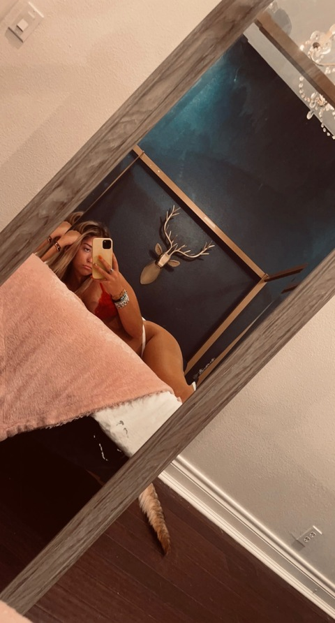 Get Free access to laurenlammex Leaked OnlyFans 

 picture 2
