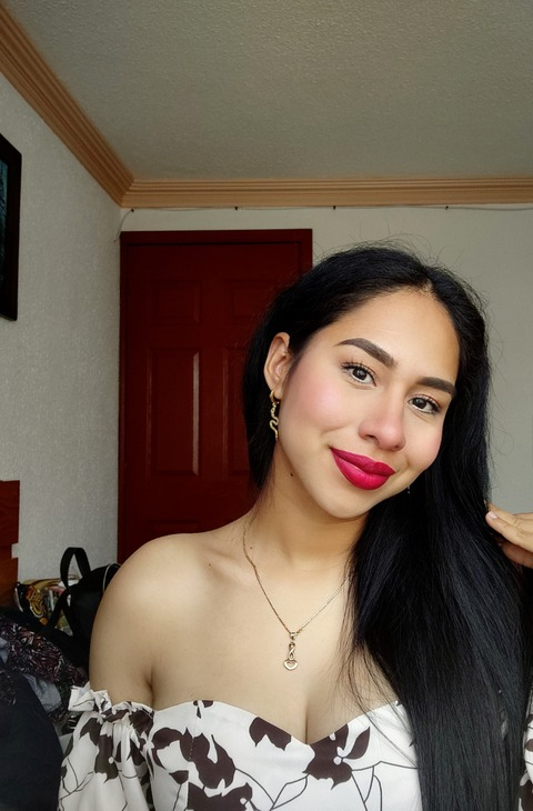 View Laurita Reyes (lauritareyes) OnlyFans 0 Photos and 0 Videos for free 

 picture 2