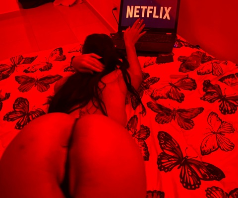 Onlyfans leak lavaaagirl 

 picture 2