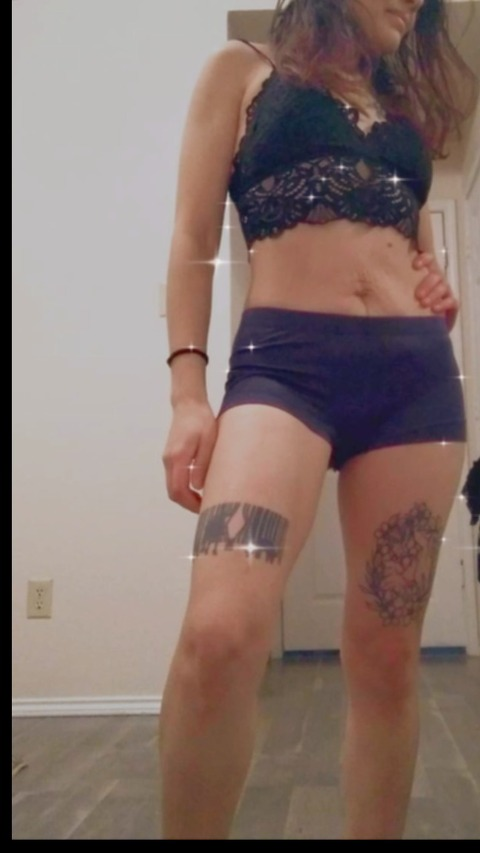 lavendarmar (LavenderMar) OnlyFans Leaked Pictures & Videos 

 picture 2