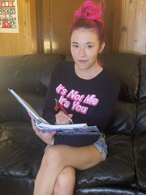 lavischlo3 (Chloe) free OnlyFans Leaked Content 

 picture 2