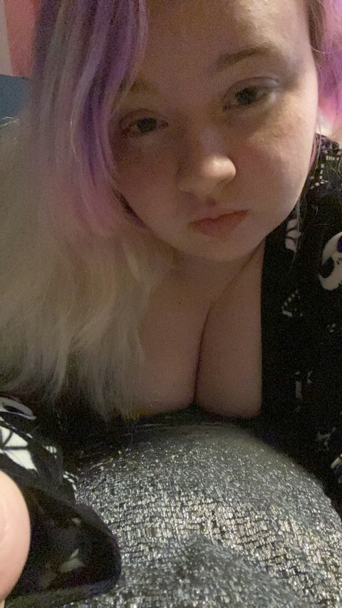 View laycie26 OnlyFans videos and photos for free 

 picture 2