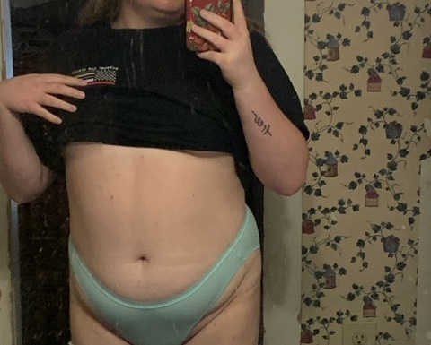 View laylaadavis (Layla D&lt;3) OnlyFans 6 Photos and 6 Videos leaks 

 picture 2