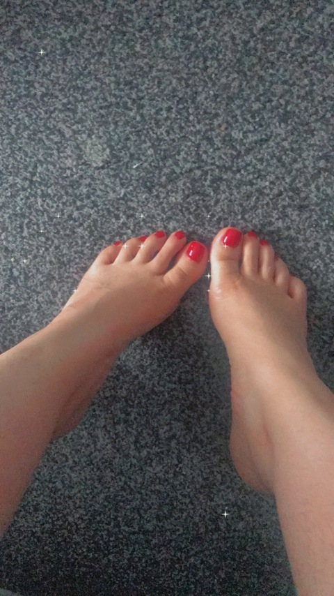 Download laylakhan OnlyFans content free 

 picture 2