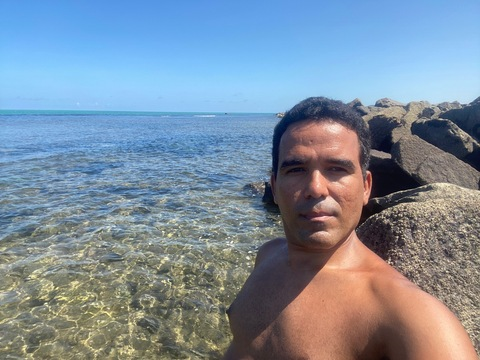 View lcostas3 OnlyFans content for free 

 picture 2