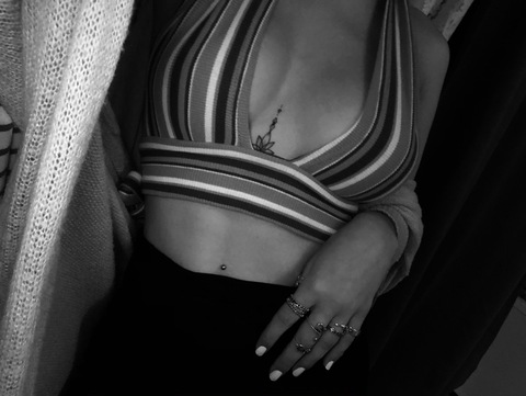 Get Free access to @leahmariegray Leak OnlyFans 

 picture 2