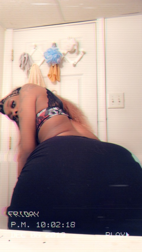 Download lechaasowet OnlyFans content for free 

 picture 2