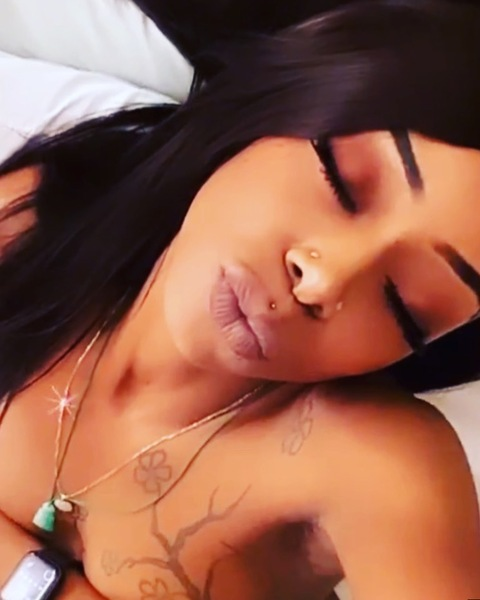 leeeggggsssss OnlyFans Leaked (20 Photos and 30 Videos) 

 picture 2