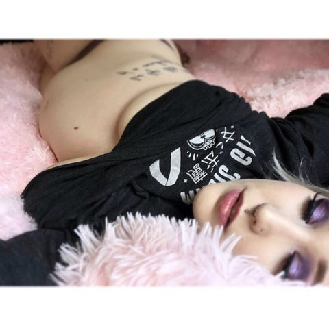 leesuhhh OnlyFans Leaked (99 Photos and 7 Videos) 

 picture 2