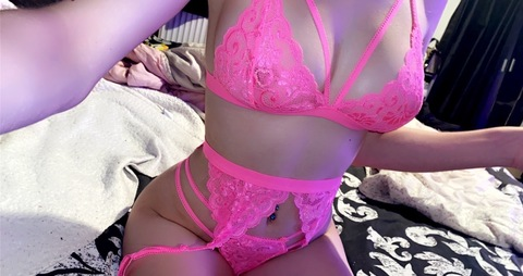 Download leezababexoxo OnlyFans content for free 

 picture 2