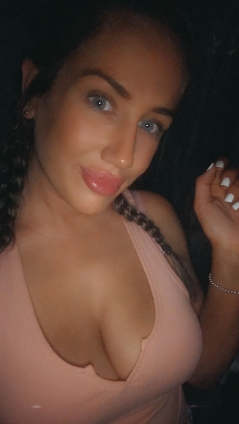 View leighblue OnlyFans content for free 

 picture 2