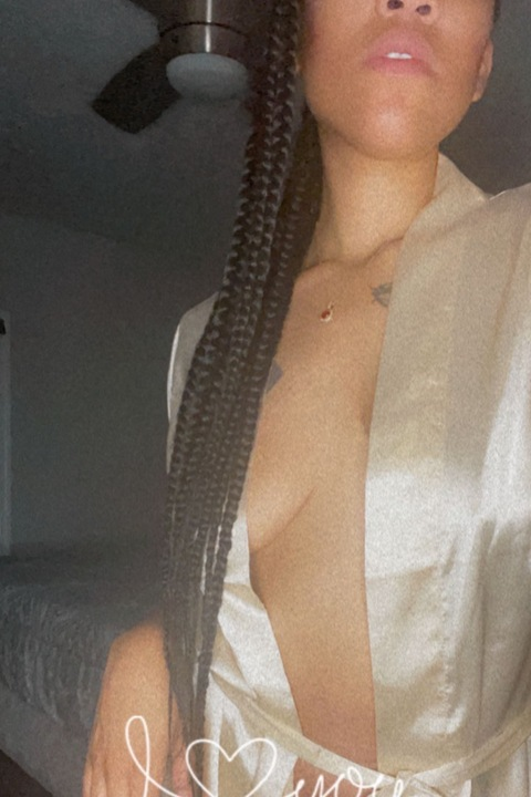 @lele_luxe leaks Onlyfans videos and photos free 

 picture 2