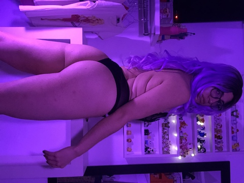 lenacruz OnlyFans Leaked Photos and Videos 

 picture 2