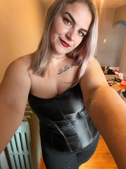View lenalay.xo OnlyFans videos and photos for free 

 picture 2