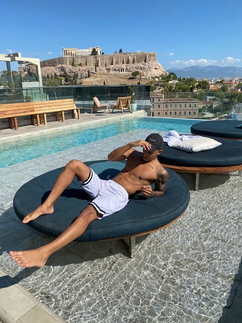 lenissonbleno OnlyFans Leaks 

 picture 2