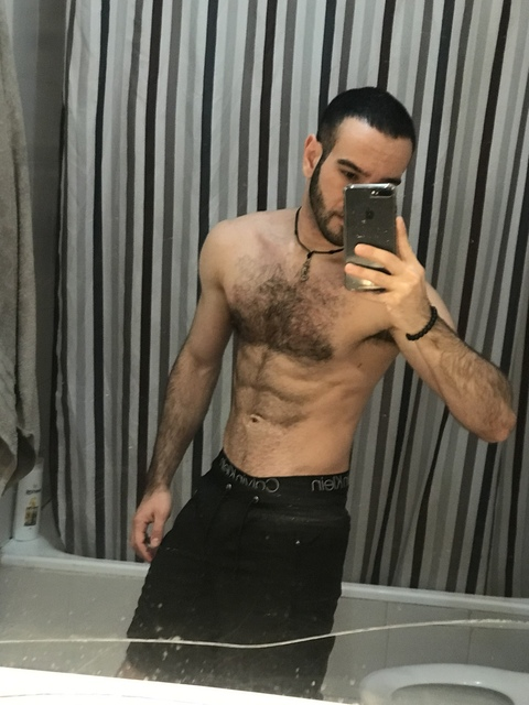 View leofanxxx OnlyFans videos and photos for free 

 picture 2