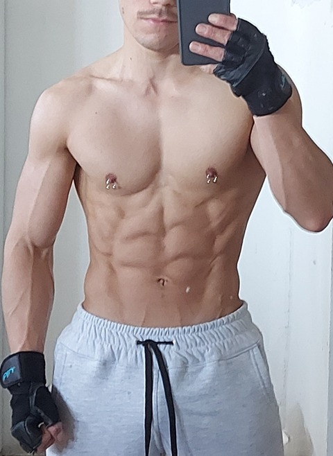 Onlyfans leak leon_onf 

 picture 2