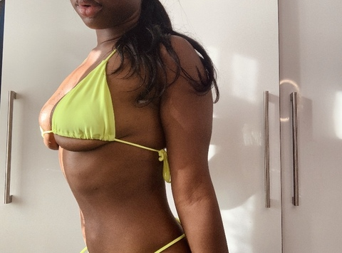 Download leonatengwana OnlyFans content for free 

 picture 2
