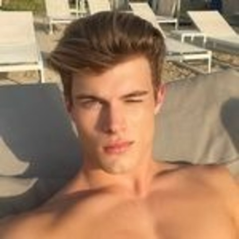View leosaros OnlyFans videos and photos for free 

 picture 2