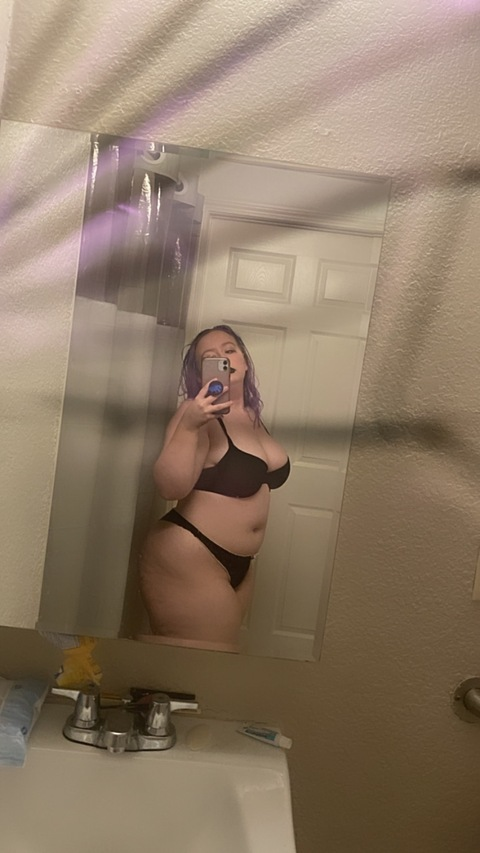 lepeachy OnlyFans Leak 

 picture 2