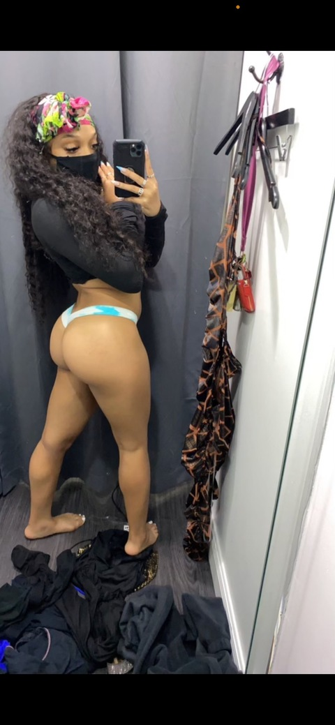 Free access to @lesbianfreakx (Harvard Law School 📝✍️) Leaked OnlyFans 

 picture 2