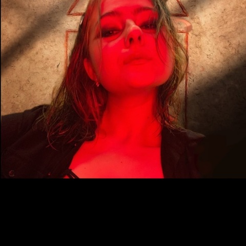 Onlyfans leaked leslynade 

 picture 2