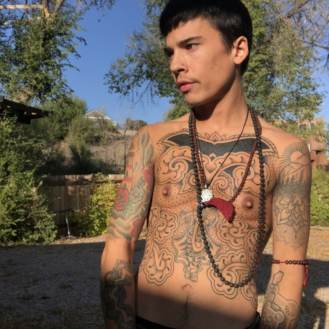 letsemvventure (EM) free OnlyFans Leaked Pictures and Videos 

 picture 2