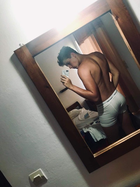 Download lewiss_fenn OnlyFans videos and photos for free 

 picture 2