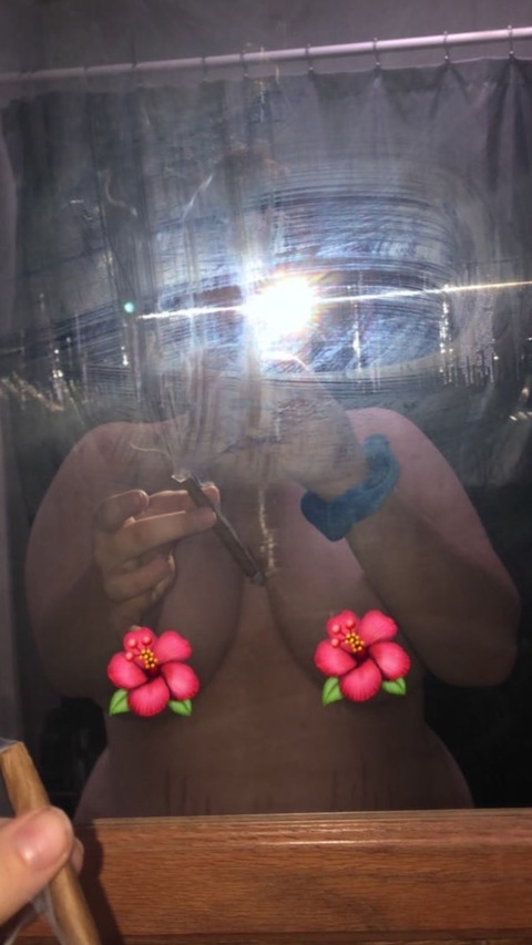 View lexababy02 (Lexa Baby 🖤) OnlyFans 9 Photos and 2 Videos for free 

 picture 2