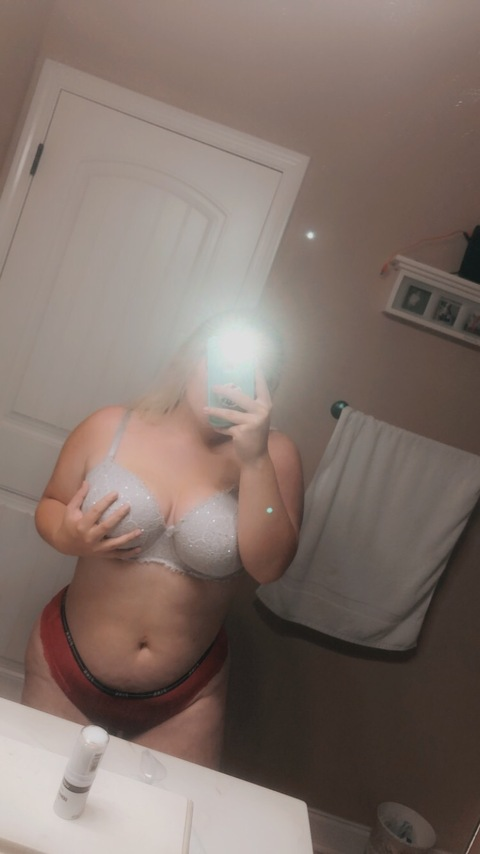 @lexiebrooke02 leak Onlyfans gallery for free 

 picture 2