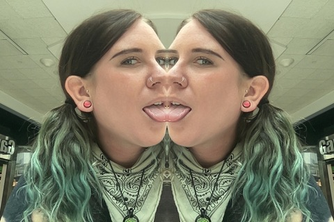 View lexieluthr OnlyFans videos and photos for free 

 picture 2