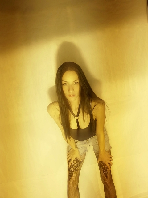 Free access to lexievans_free Leaked OnlyFans 

 picture 2