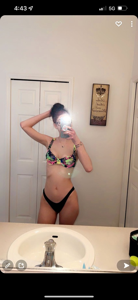 View lexirose9 OnlyFans videos and photos for free 

 picture 2