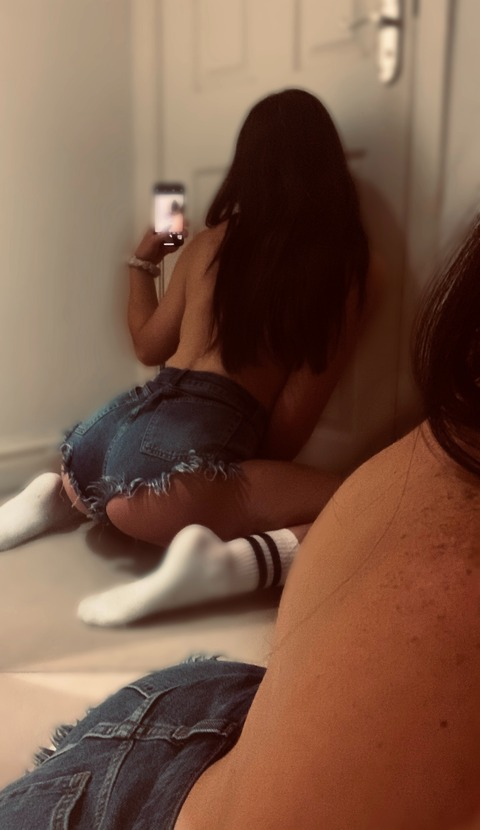 Download lexiukbabe OnlyFans videos and photos for free 

 picture 2