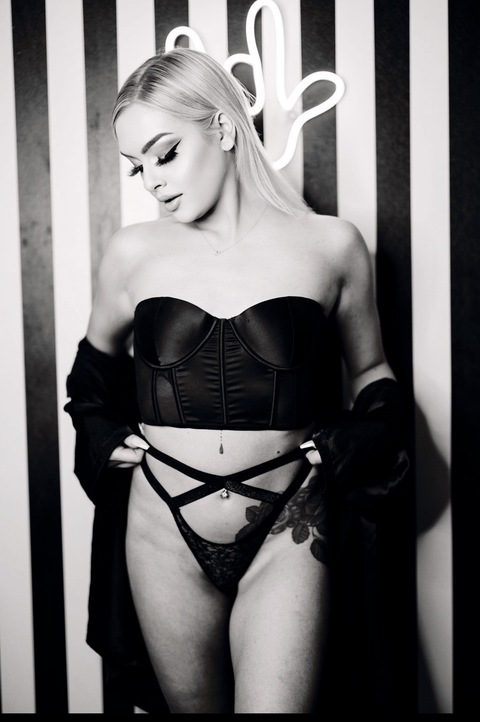 @lexlove.1 leak Onlyfans content for free 

 picture 2