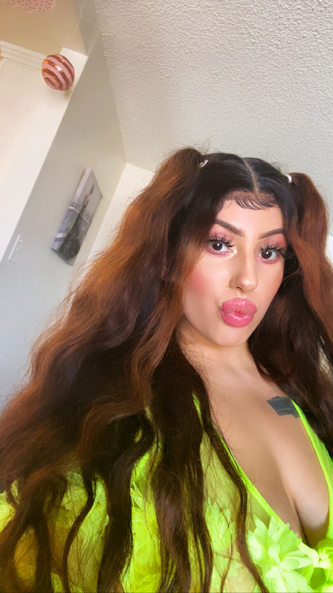 View lexxybarbiee OnlyFans content for free 

 picture 2