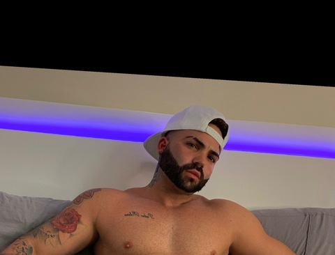View lianlucas (Lian Lucas) OnlyFans 57 Photos and 47 Videos for free 

 picture 2