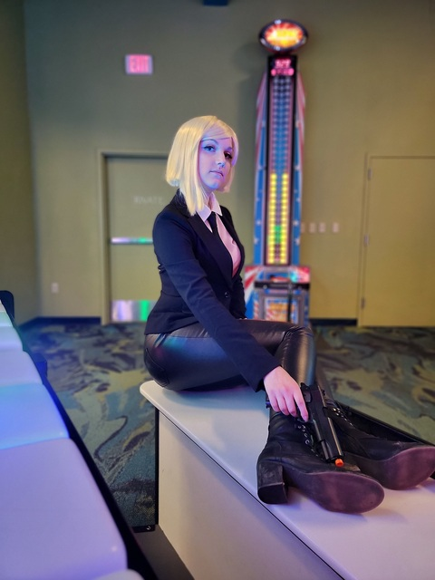 lifestreamcos (LifestreamCosplay) OnlyFans content 

 picture 2