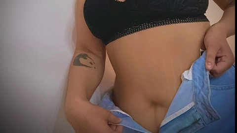 Download lightskinlyn OnlyFans content free 

 picture 2