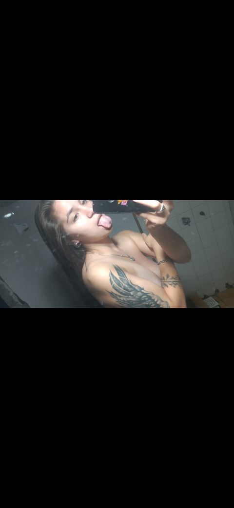 lila74 (Lilatorrell) free OnlyFans Leaks 

 picture 2