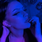 View Elle (lilacbruise) OnlyFans 344 Photos and 40 Videos leaks 

 picture 1
