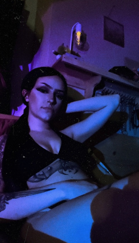 View Elle (lilacbruise) OnlyFans 344 Photos and 40 Videos leaks 

 picture 2