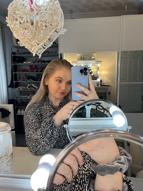 lilajbby OnlyFans Leak 

 picture 2