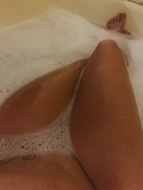 View lilbit2016 (LilBitJones16) OnlyFans 209 Photos and 19 Videos leaks 

 picture 2