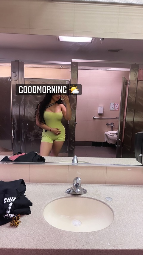 lilithangelll (Lilithangelll) OnlyFans Leaks 

 picture 2