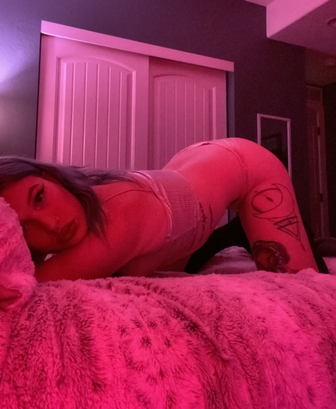 View Jade 🖤 (lilkittyjadee) OnlyFans 662 Photos and 42 Videos gallery 

 picture 2