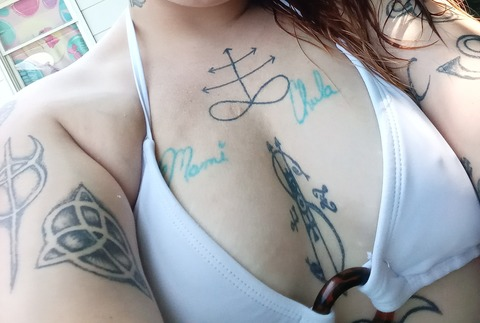 lillithmorningstar666 OnlyFans Leaks 

 picture 2