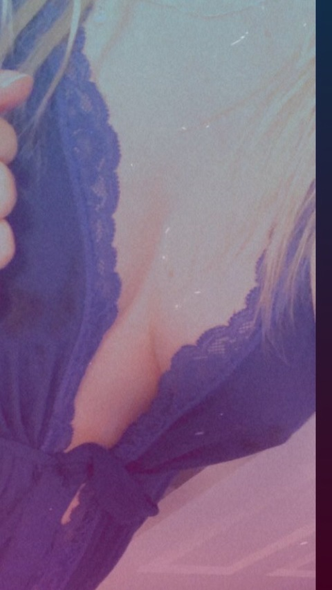 lillustt OnlyFans Leak 

 picture 2