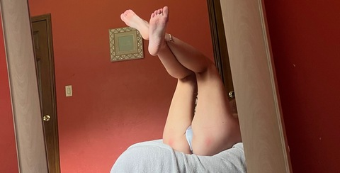lilshelbspt2 OnlyFans Leak 

 picture 2