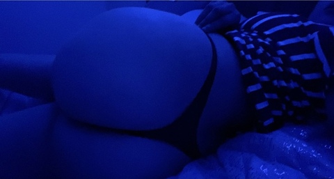 lilshortyyyyy (baddie) OnlyFans Leaked Pictures and Videos 

 picture 2